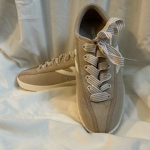 Tretorn canvas sneakers Size 9 1/2. Worn once.